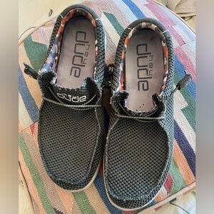 Hey Dude Wally Sox Mens Size 9 Ash Gray Washable Lightweight Cushioned